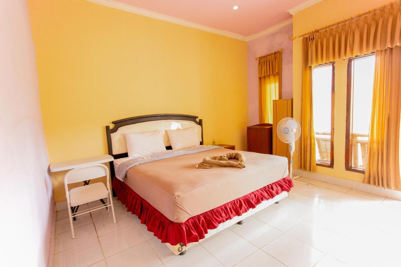 Pondok Guru Bakti Cottage เซอนารู ภายนอก รูปภาพ
