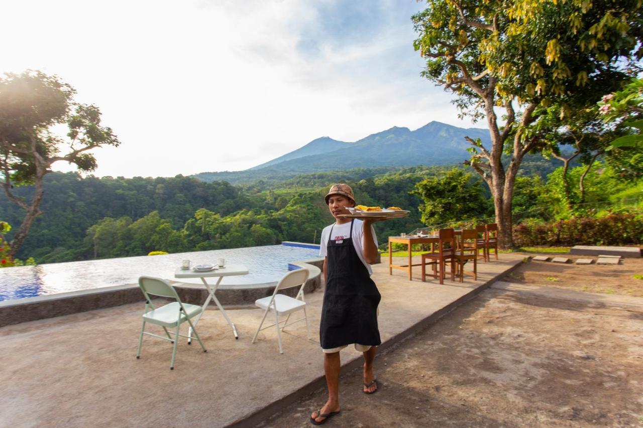 Pondok Guru Bakti Cottage เซอนารู ภายนอก รูปภาพ