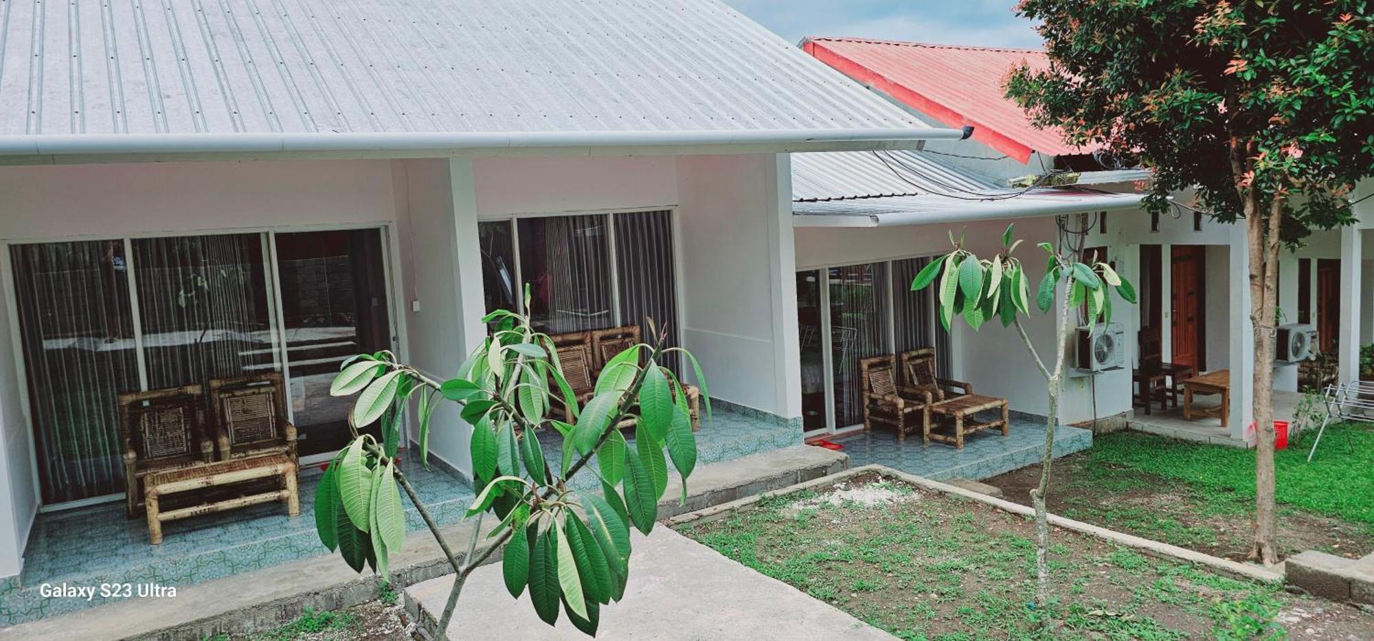Pondok Guru Bakti Cottage เซอนารู ภายนอก รูปภาพ